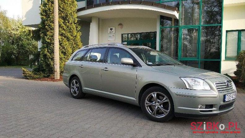 2006' Toyota Avensis photo #3