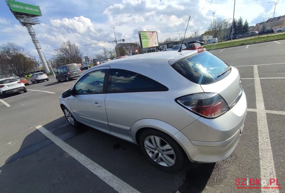 2008' Opel Astra photo #3