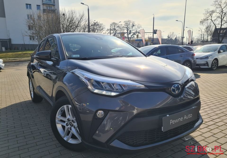 2020' Toyota C-Hr photo #2