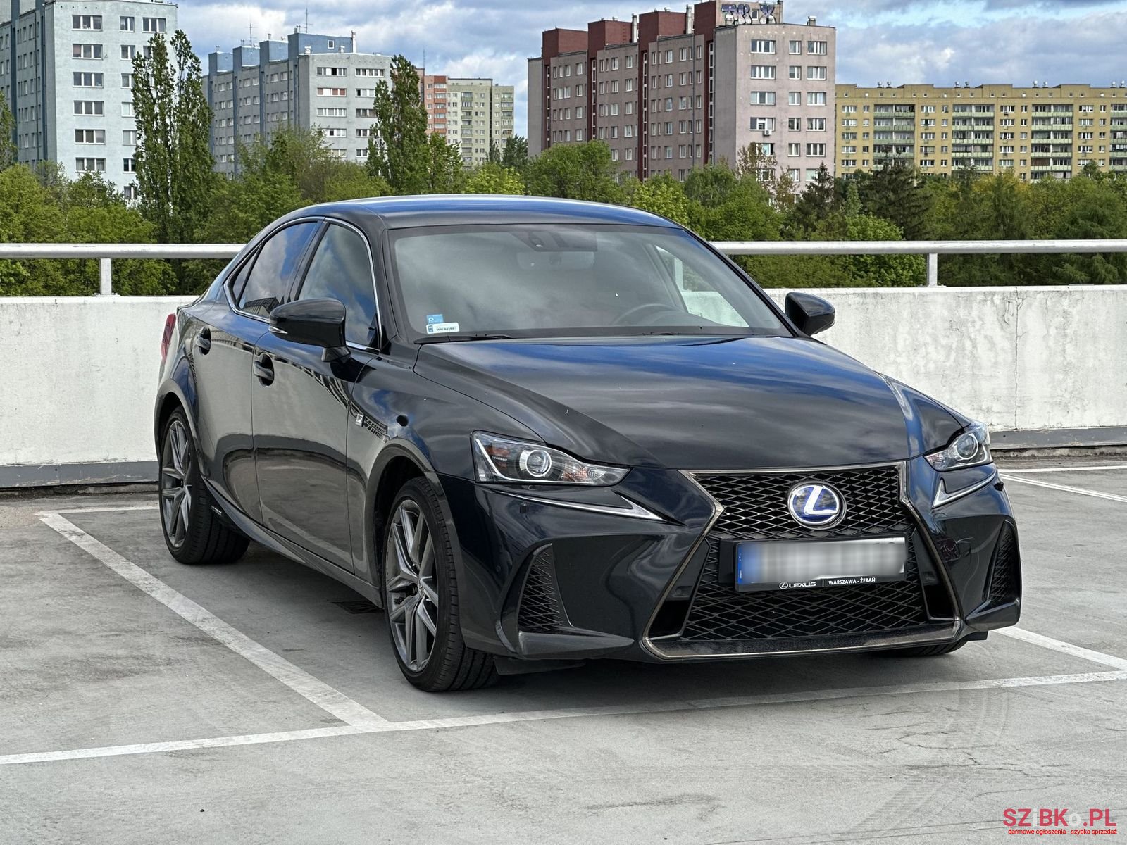 2020' Lexus IS photo #3
