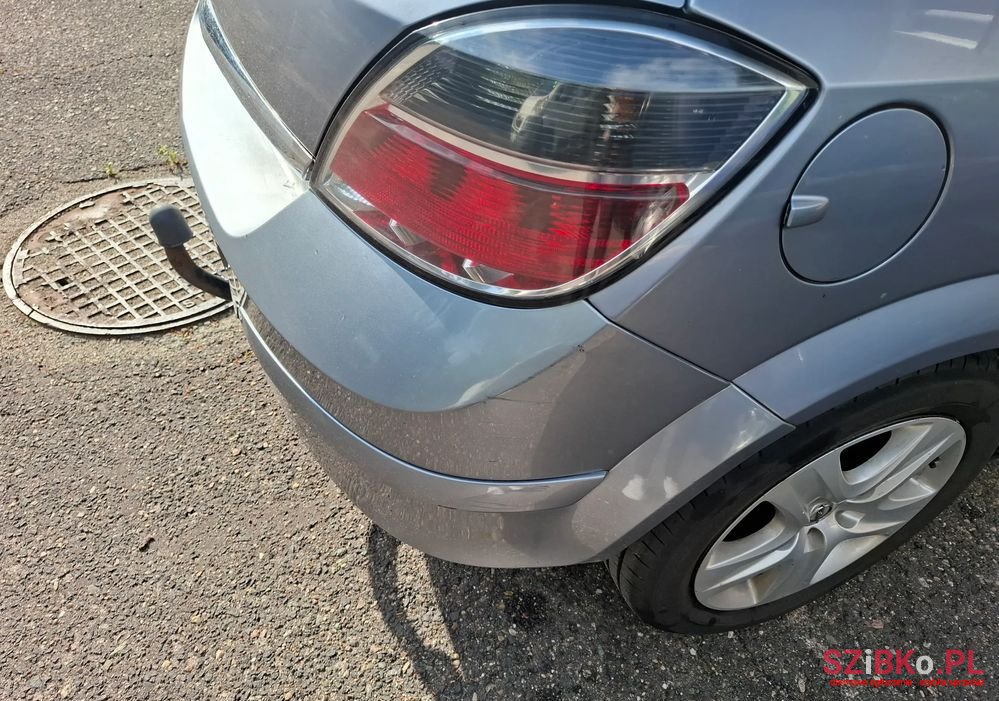 2010' Opel Astra Iii 1.6 photo #5