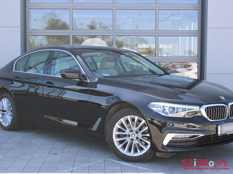 2019' BMW 5 Series 520D photo #4