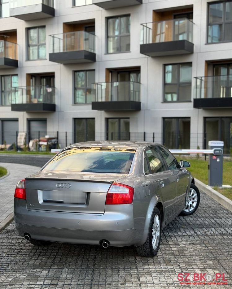 2004' Audi A4 1.8T Multitronic photo #5