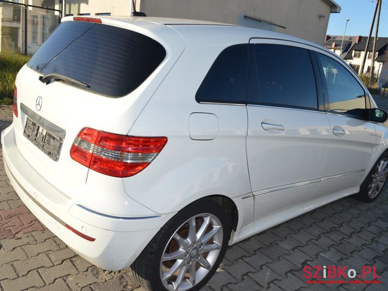 2008' Mercedes-Benz B-Class 180 Cdi photo #4