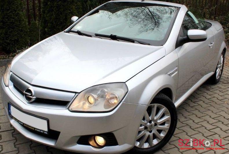2005' Opel Tigra photo #1
