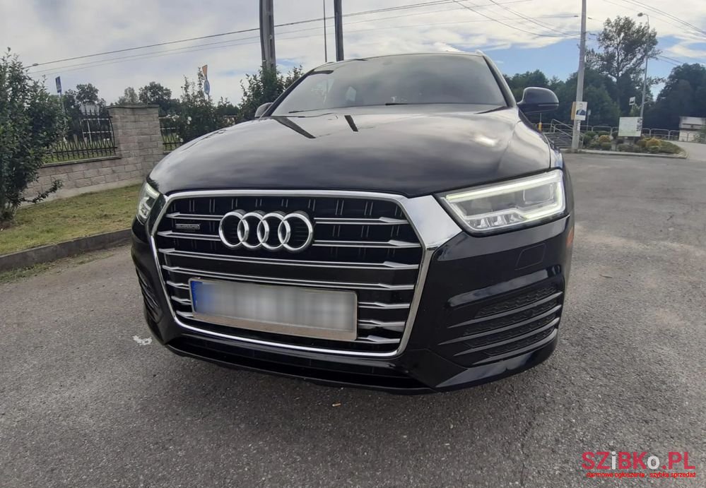 2016' Audi Q3 S Tronic photo #4