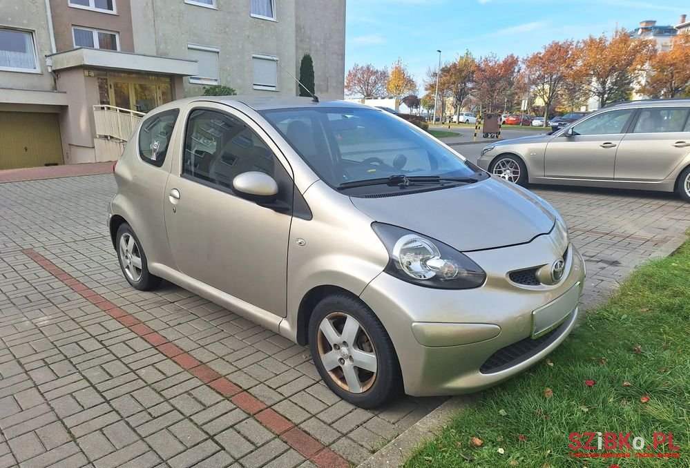 2008' Toyota Aygo photo #3