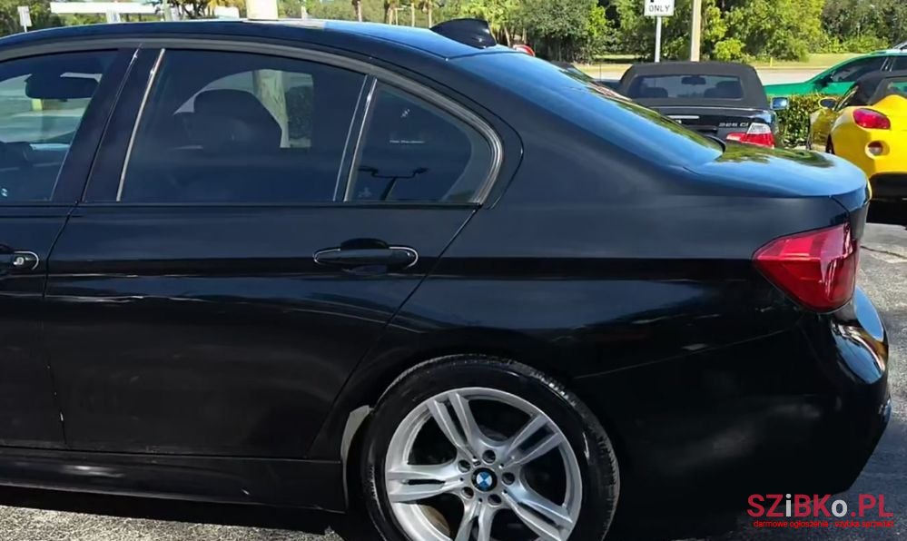 2014' BMW 3 Series photo #4