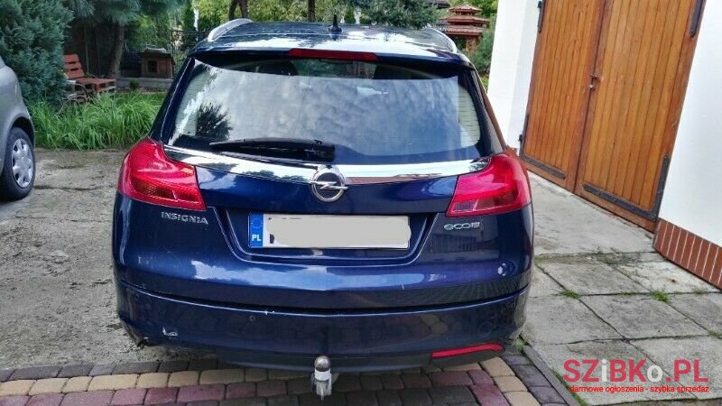2010' Opel Insignia photo #3