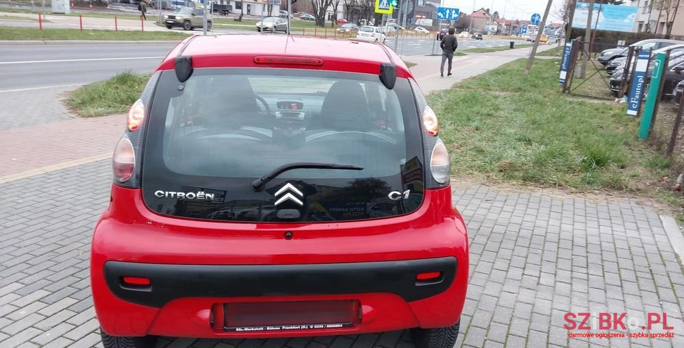 2011' Citroen C1 1.0 Advance photo #5