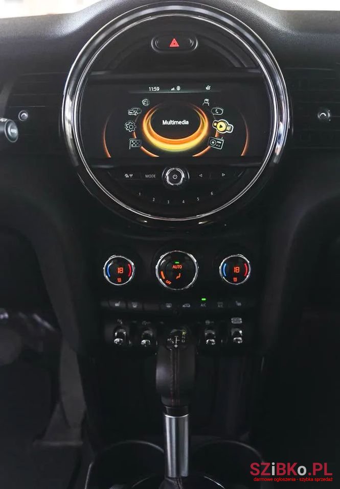 2018' MINI Cooper S Sport photo #4