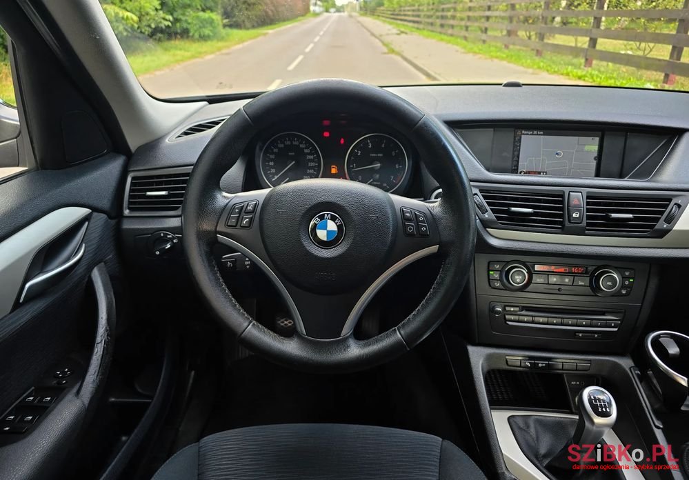 2011' BMW X1 Sdrive18I photo #4