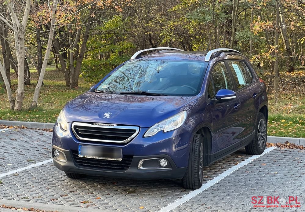 2013' Peugeot 2008 photo #2