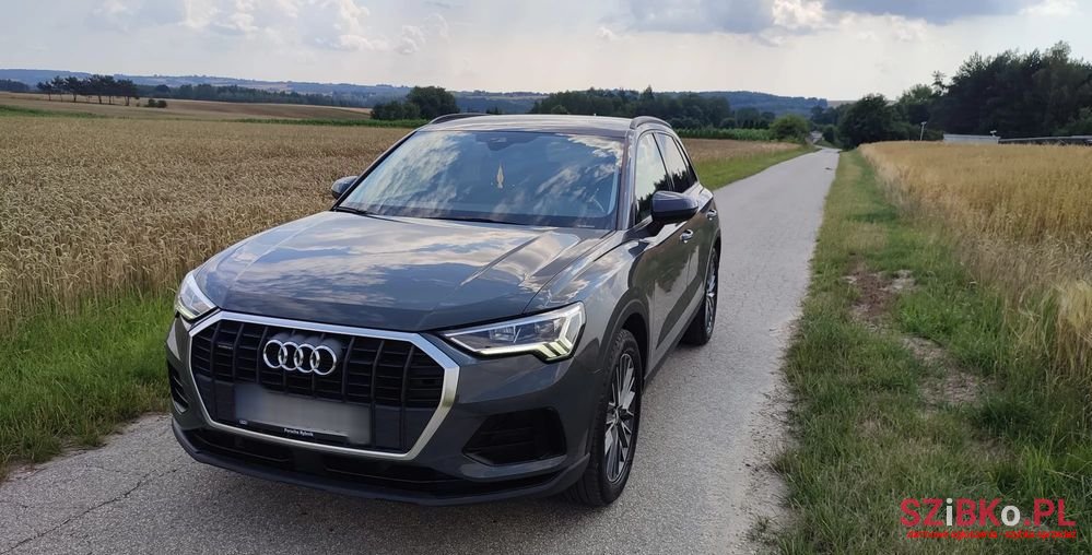 2019' Audi Q3 photo #1