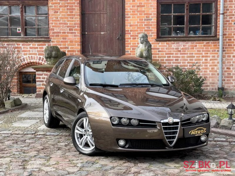 2008' Alfa Romeo 159 photo #1