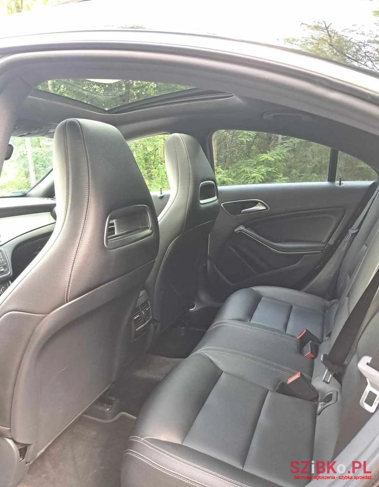 2016' Mercedes-Benz CLA photo #6