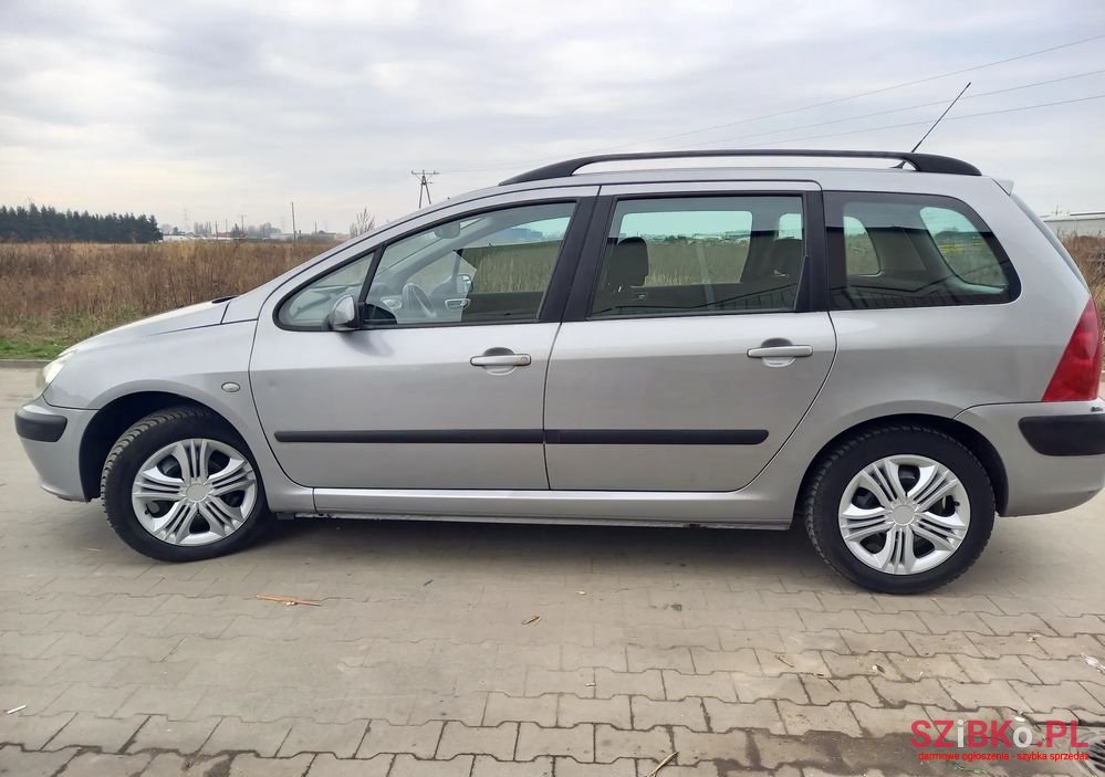 2003' Peugeot 307 2.0 Hdi Xs photo #2