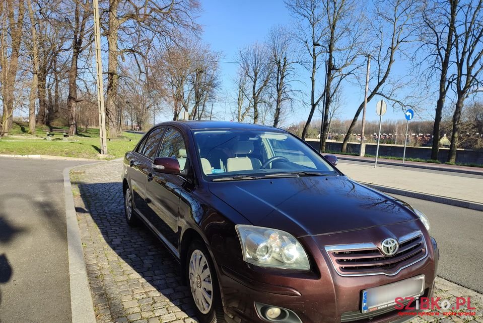 2007' Toyota Avensis photo #2