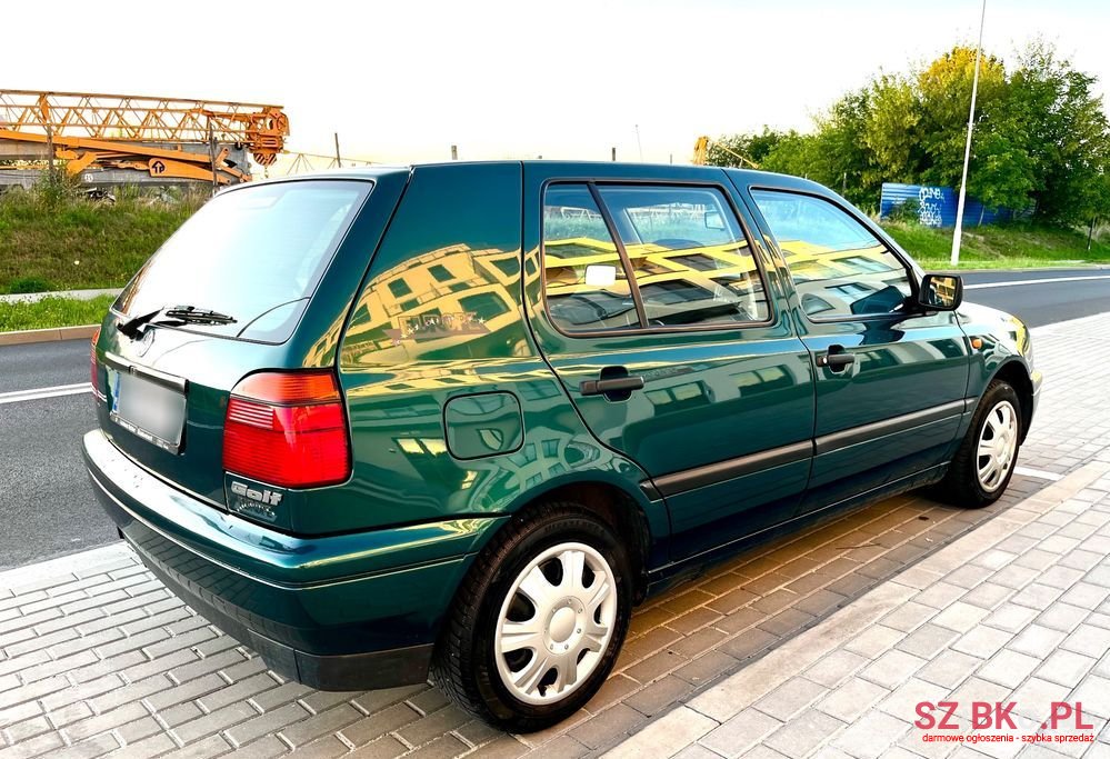 1996' Volkswagen Golf 1.6 photo #4