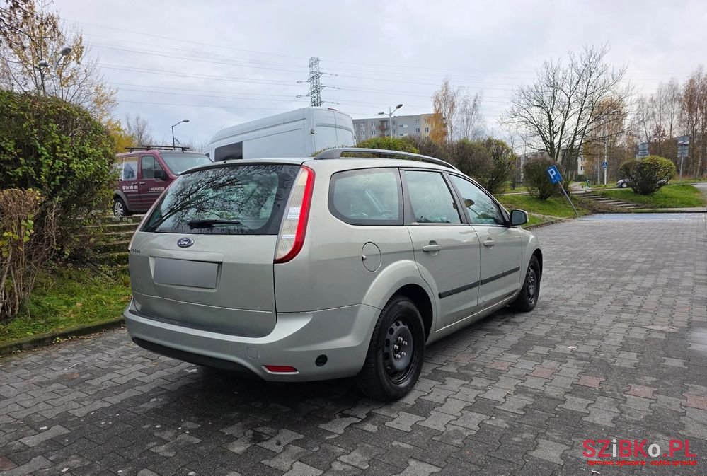 2008' Ford Focus photo #3