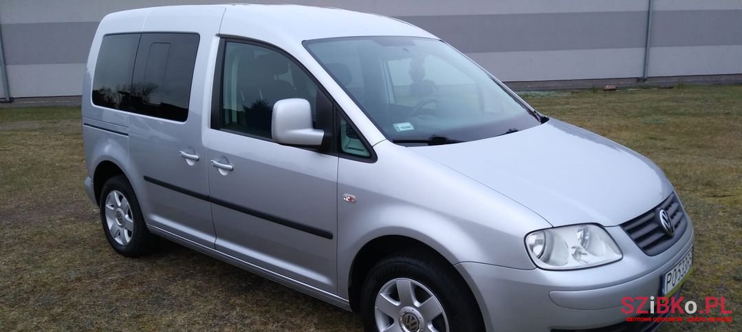 2010' Volkswagen Caddy photo #1