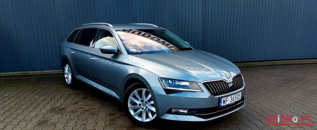 2018' Skoda Superb photo #2