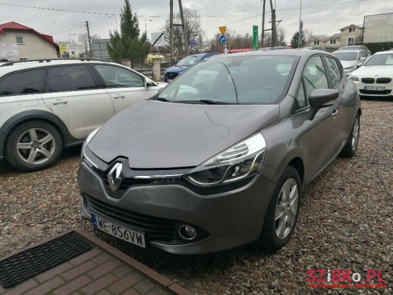 2015' Renault Clio photo #1