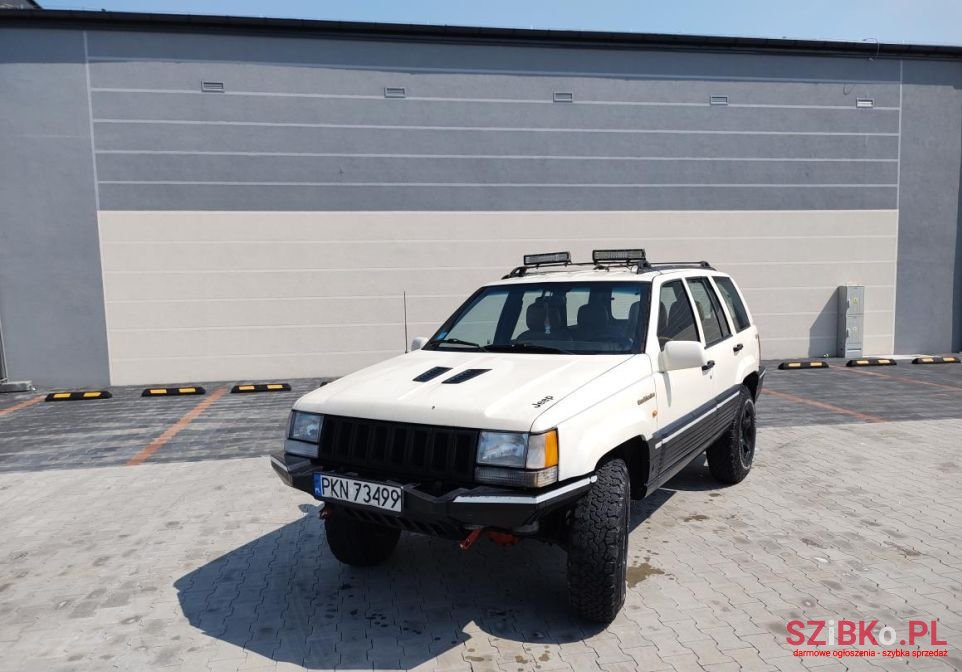1995' Jeep Grand Cherokee photo #2