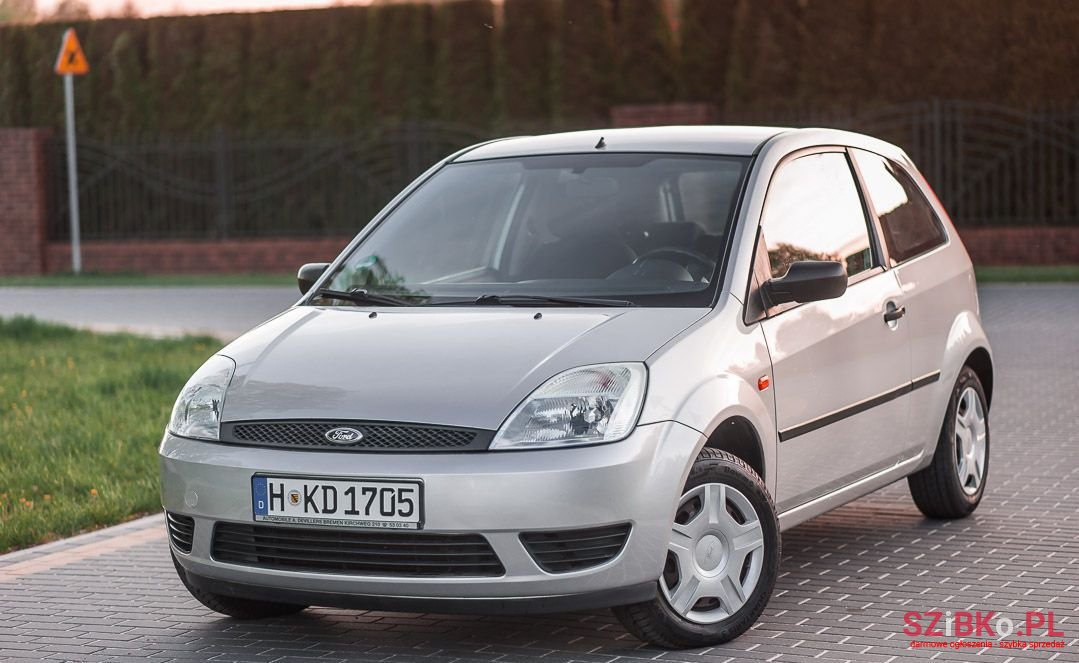 2005' Ford Fiesta photo #1