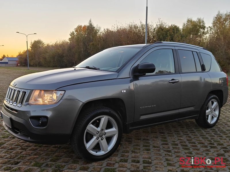 2012' Jeep Compass 2.0 4X2 Limited photo #1