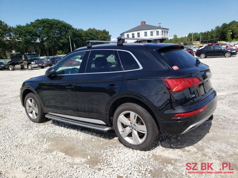 2019' Audi Q5 S Tronic photo #6