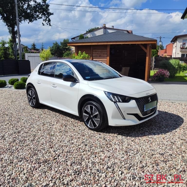 2020' Peugeot 208 photo #1