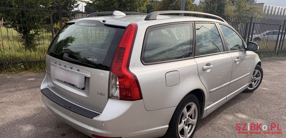 2011' Volvo V50 1.6D Kinetic photo #3