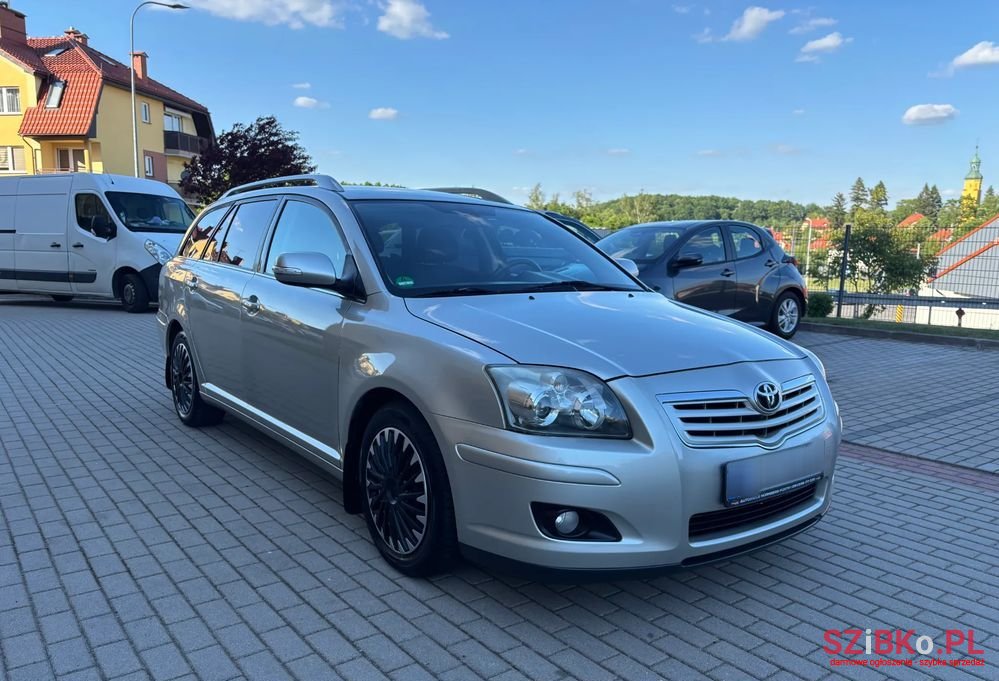 2007' Toyota Avensis 1.8 Vvt-I Executive photo #6
