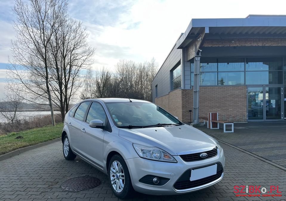 2009' Ford Focus photo #1