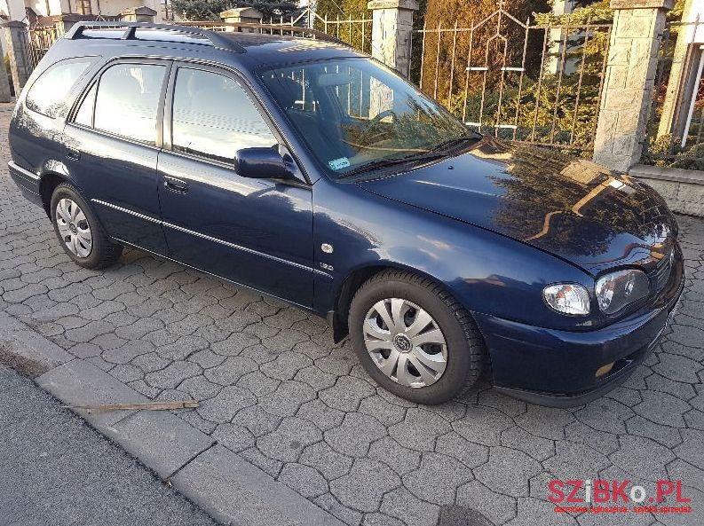 2001' Toyota Corolla photo #1