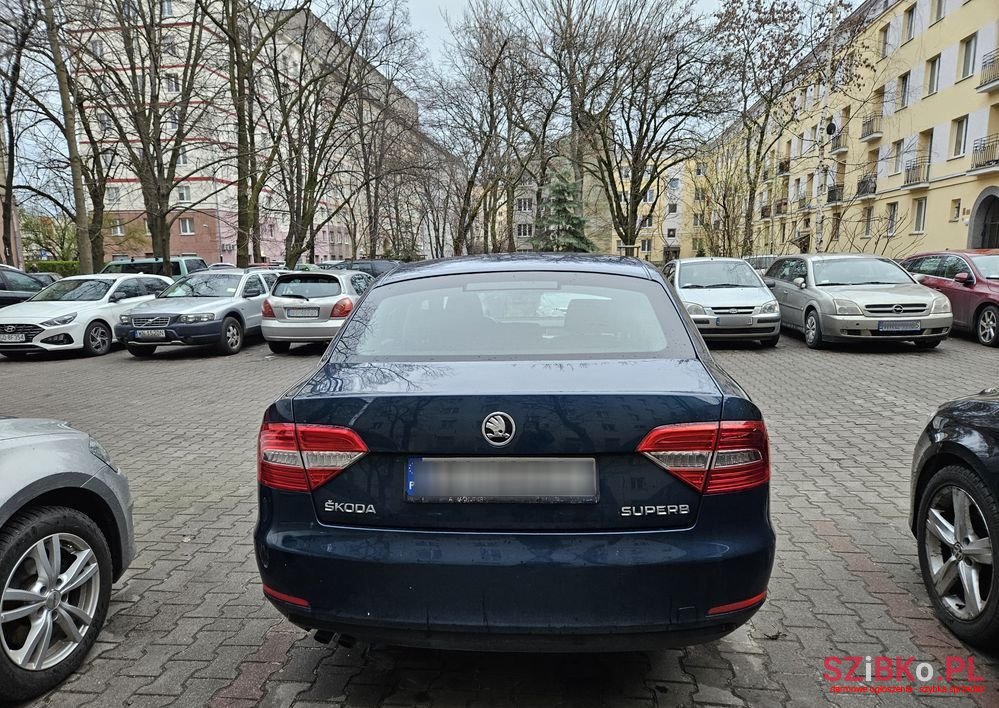 2014' Skoda Superb photo #4