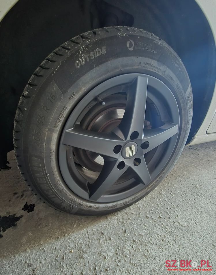 2009' SEAT Leon 1.9 Tdi Reference photo #5