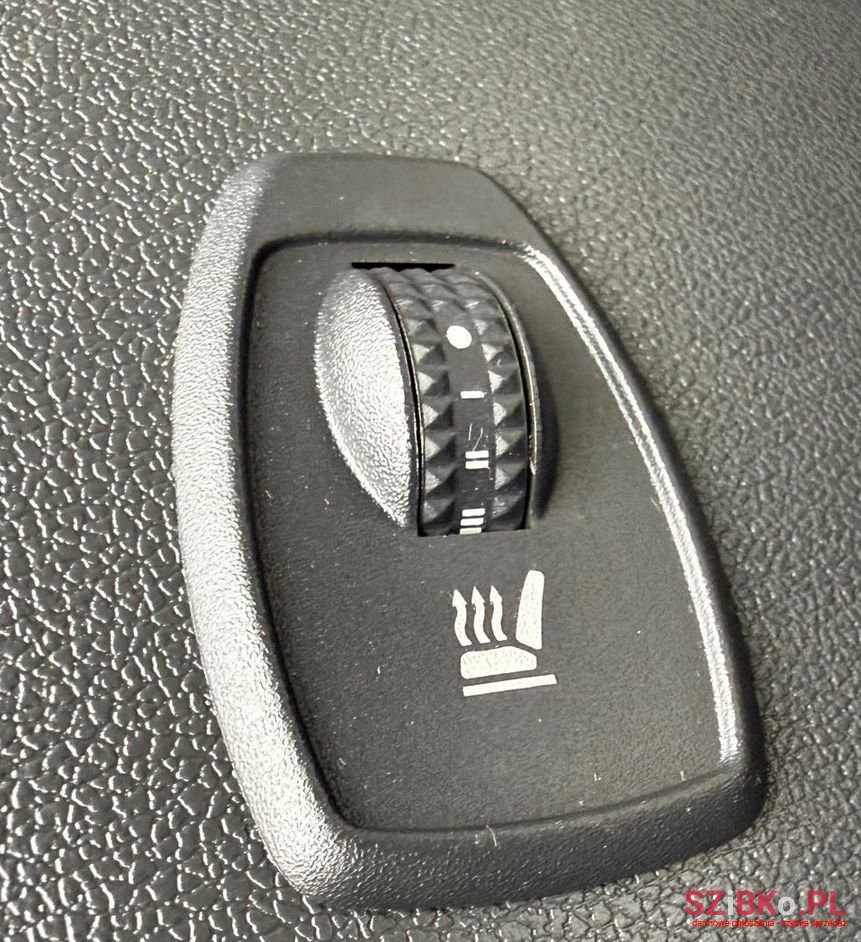 2012' Renault Megane 1.6 16V Generation photo #6
