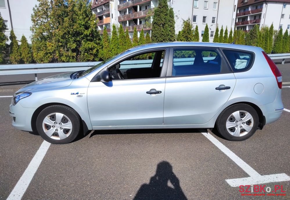 2011' Hyundai i30 I30Cw photo #4