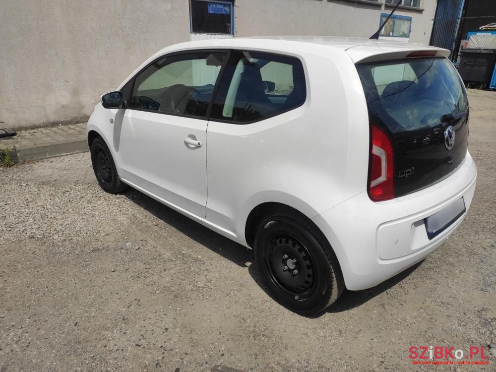 2016' Volkswagen Up! photo #4