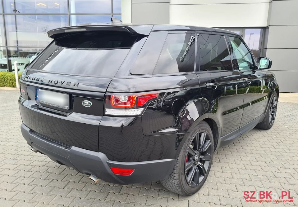 2017' Land Rover Range Rover photo #3