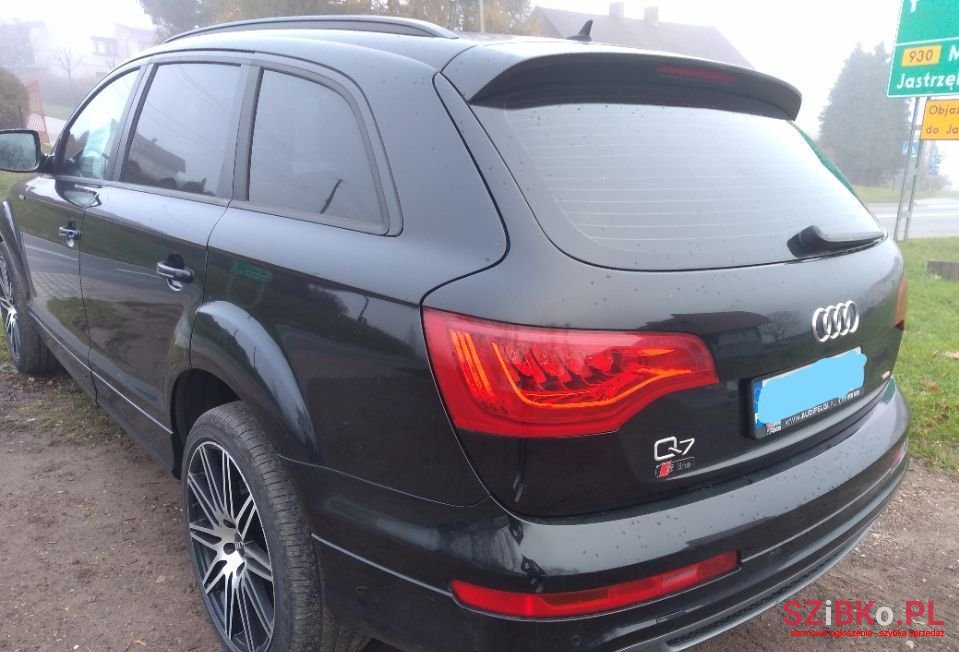 2010' Audi Q7 photo #4