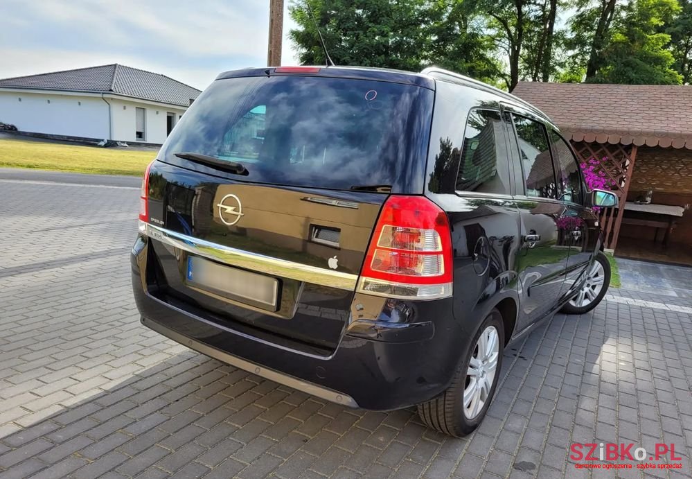 2009' Opel Zafira 1.8 Cosmo photo #4