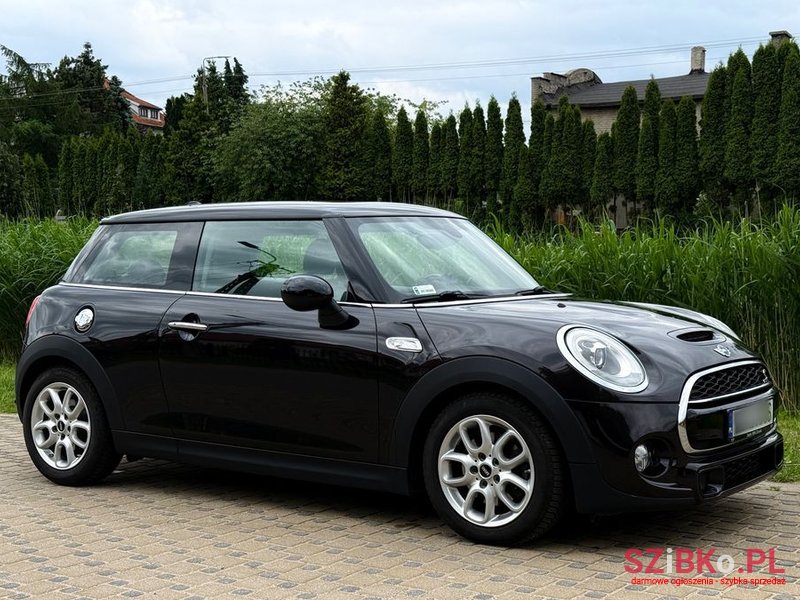 2015' MINI Cooper S Sport photo #6