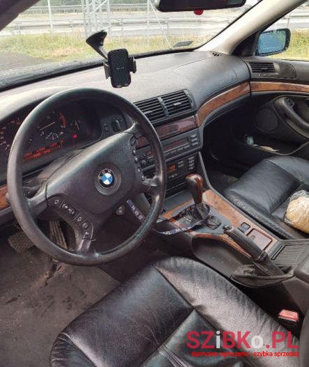 2000' BMW 525 photo #1