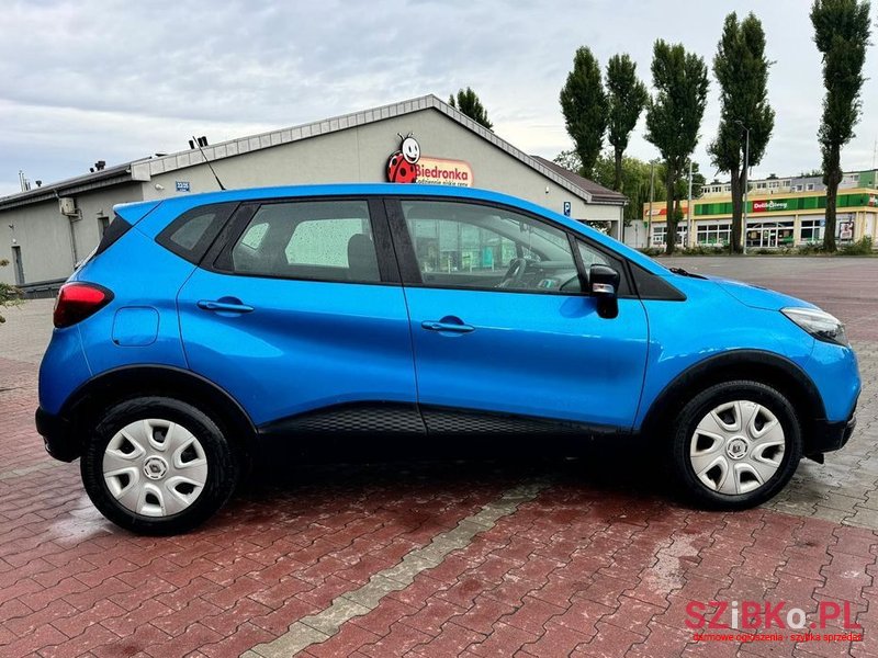 2016' Renault Captur photo #3