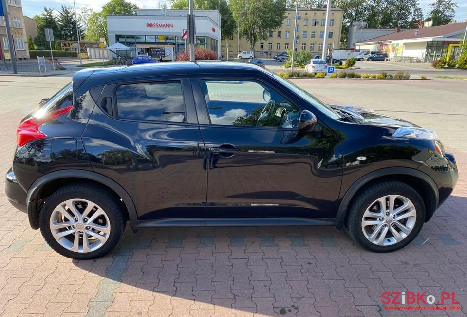 2010' Nissan Juke photo #2