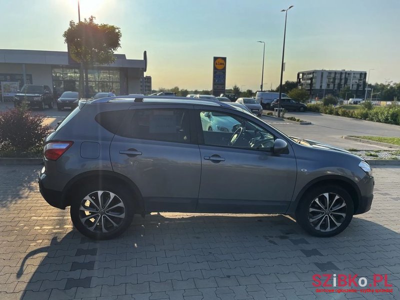 2011' Nissan Qashqai photo #2