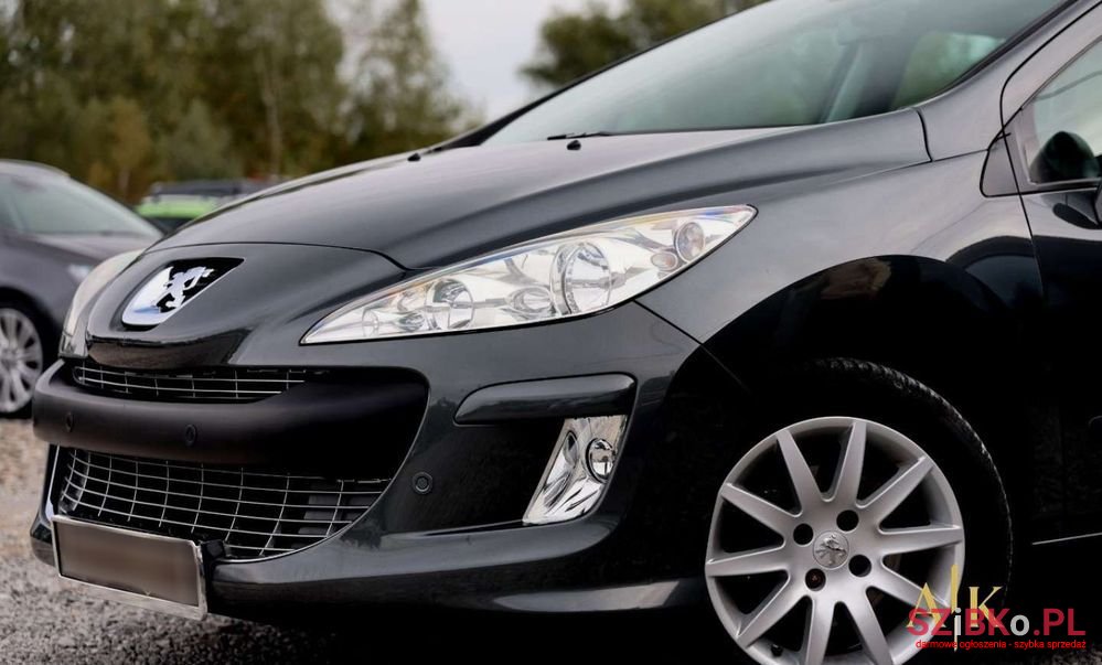 2008' Peugeot 308 photo #2